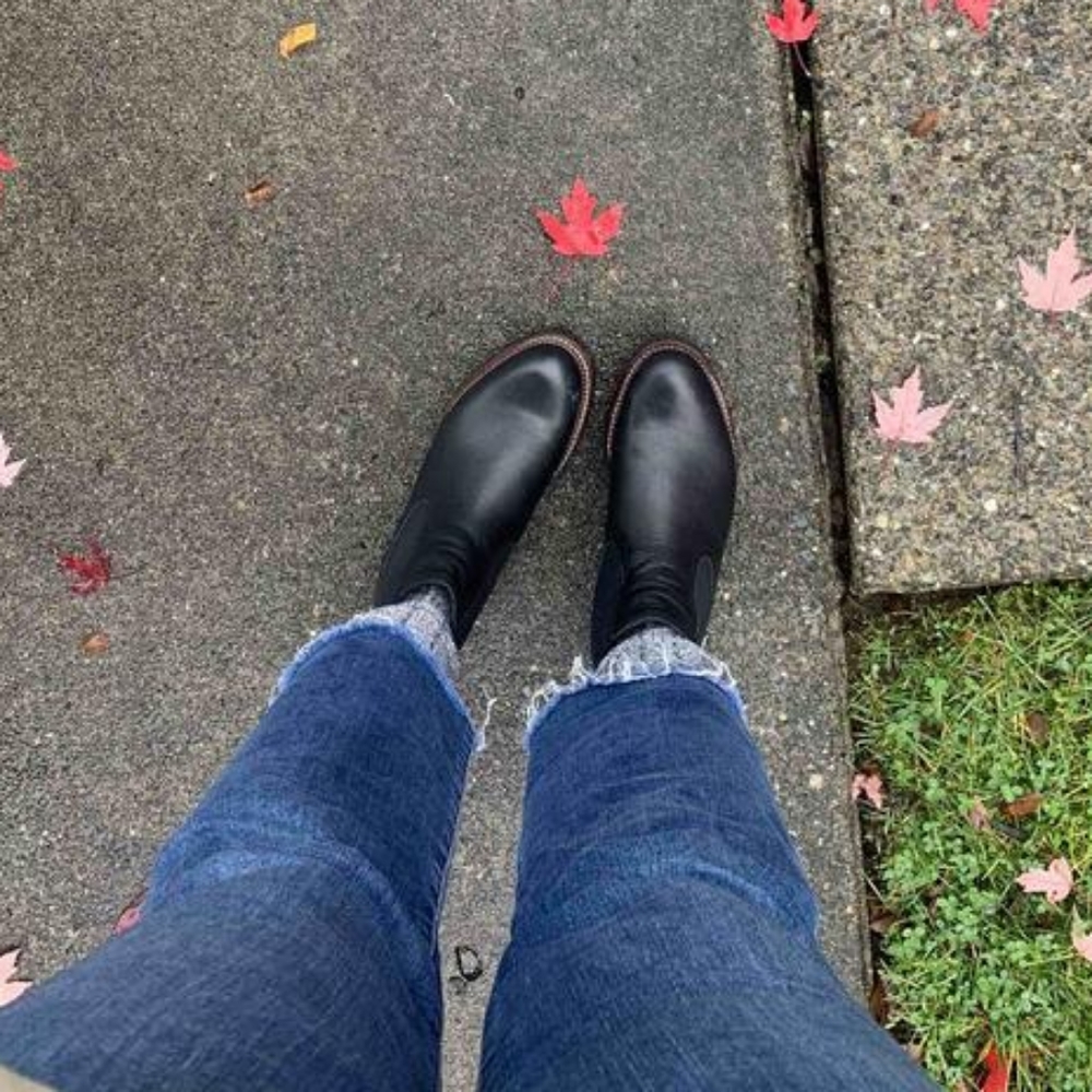 NWT Nordstrom Caslon Miller Water Resistant Lug Chelsea Boot Black Leather Shoes - Picture 15 of 15